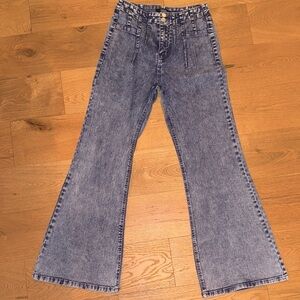 Forever 21 Garment Dye high rise flare jeans M